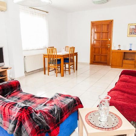 Sunny Apartment Near Metro Station 아테네 외부 사진