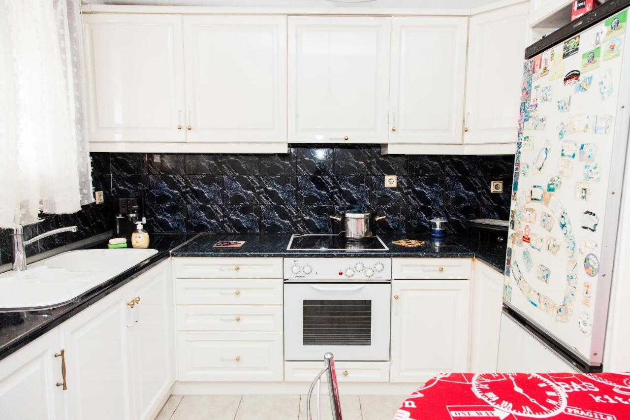Sunny Apartment Near Metro Station 아테네 외부 사진